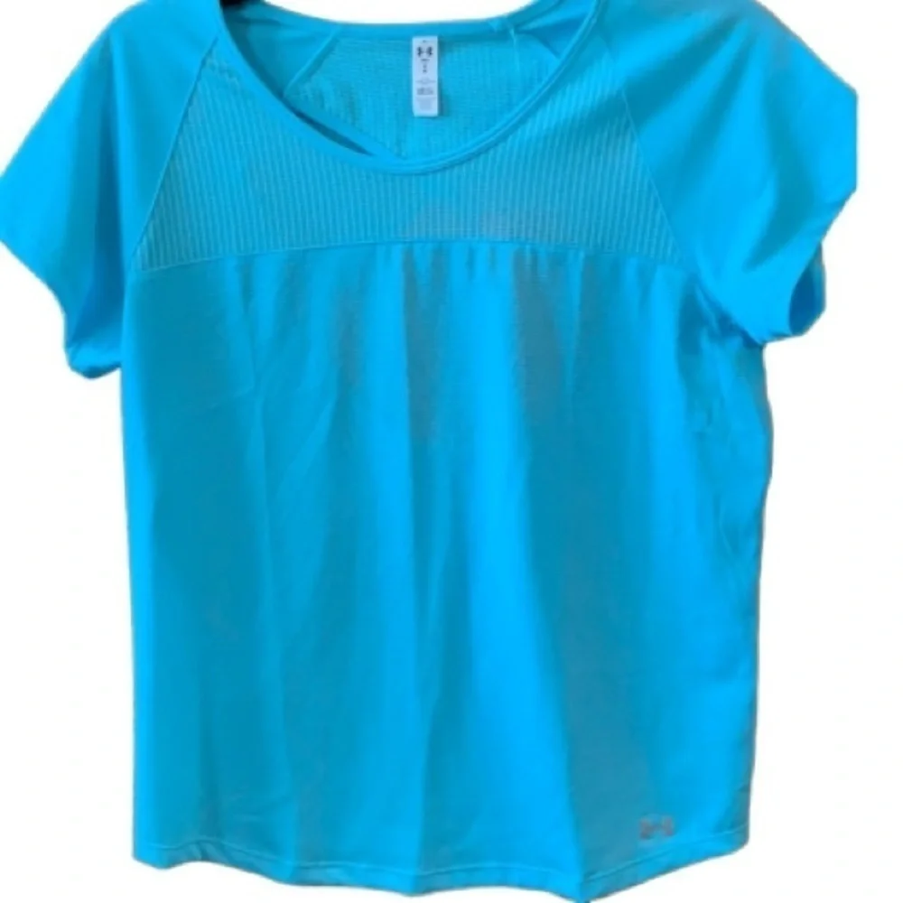 💦💧NO Sweat Under Armour fitted Heatgear NWT💦
Final Markdown - Picture 2 of 8